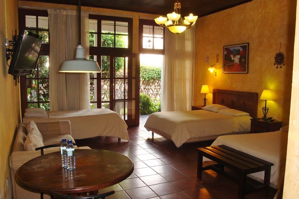 Hotel Convento Santa Catalina By Ahs 危地马拉安地瓜 外观 照片